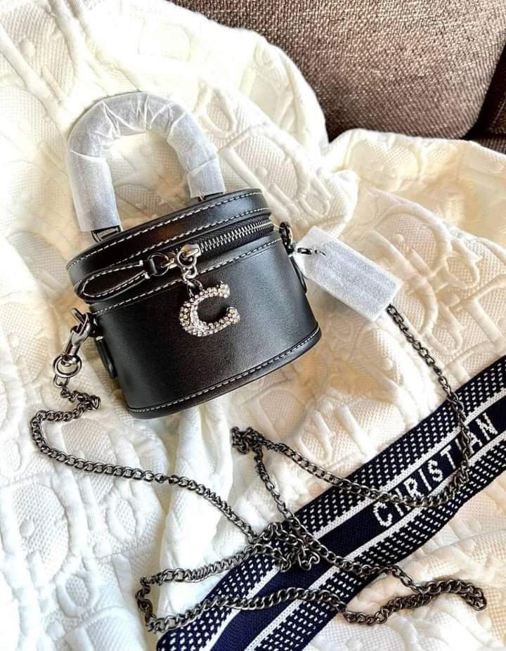 🇺🇸 AUTHENTIC COACH MINI BOX BAG🇺🇸, Women