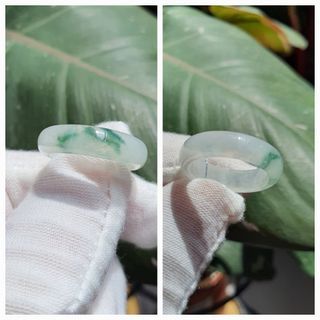 🍀 Icy Moss on in snow floating green on white translucent jadeite hololith ring SG HK 16+ US 7.75 fits 15.5 16 and US 7.5 Type A Burma jade 🍀