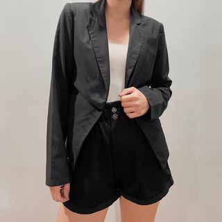 Monochrome 🖤🤍 Collection item 3