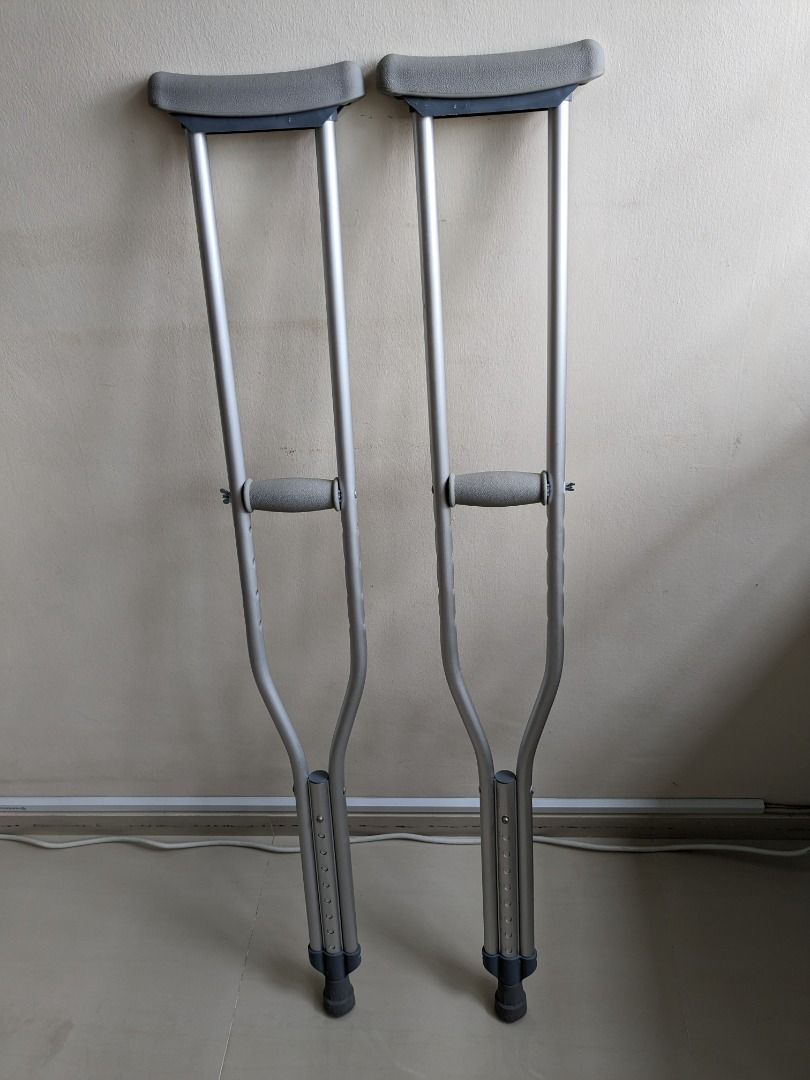 Adjustable clutches for walking, Health & Nutrition, Assistive & Rehabilatory Aids