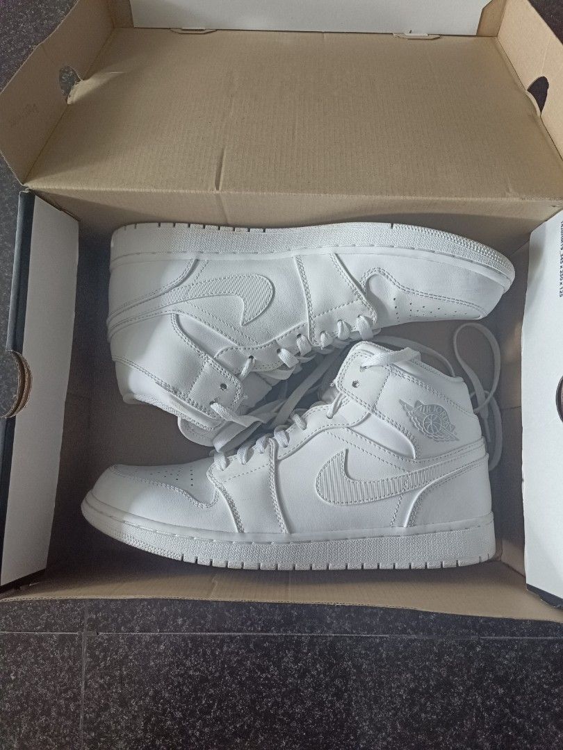Air jordan 1 high triple white new arrivals