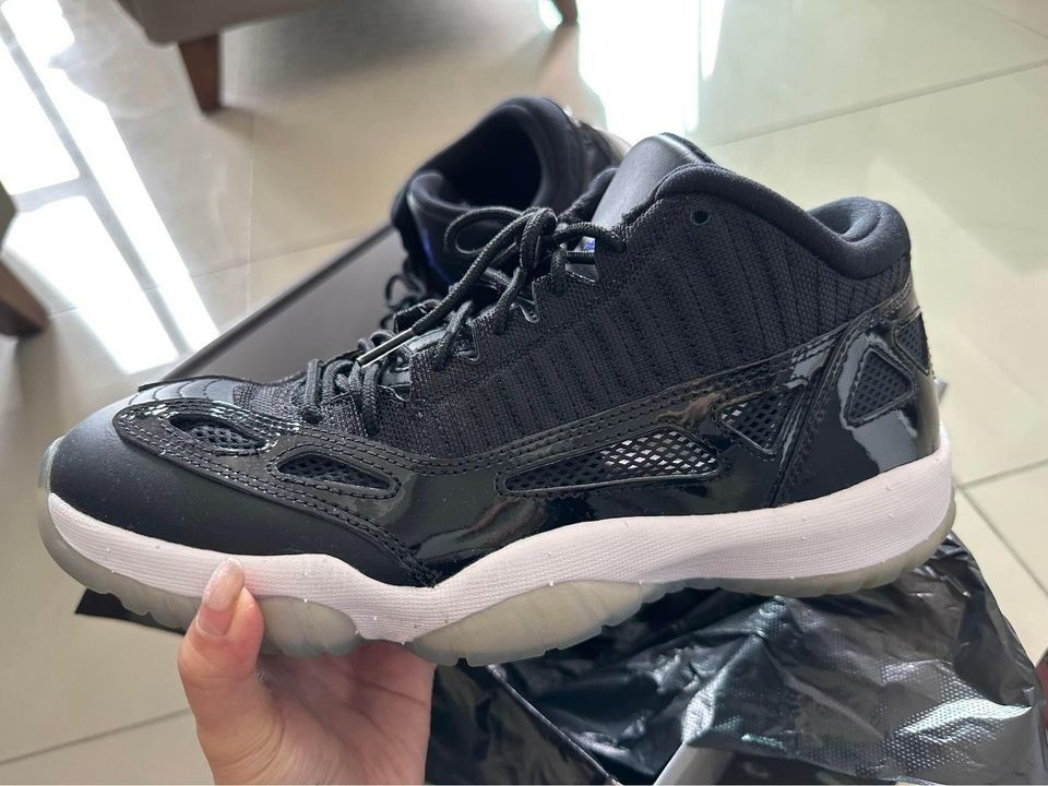 Air Jordan Retro Low Men s Fashion Footwear Sneakers on Carousell