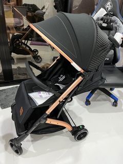 Almost new! Stroller with free organizers worth 500! Opened only with