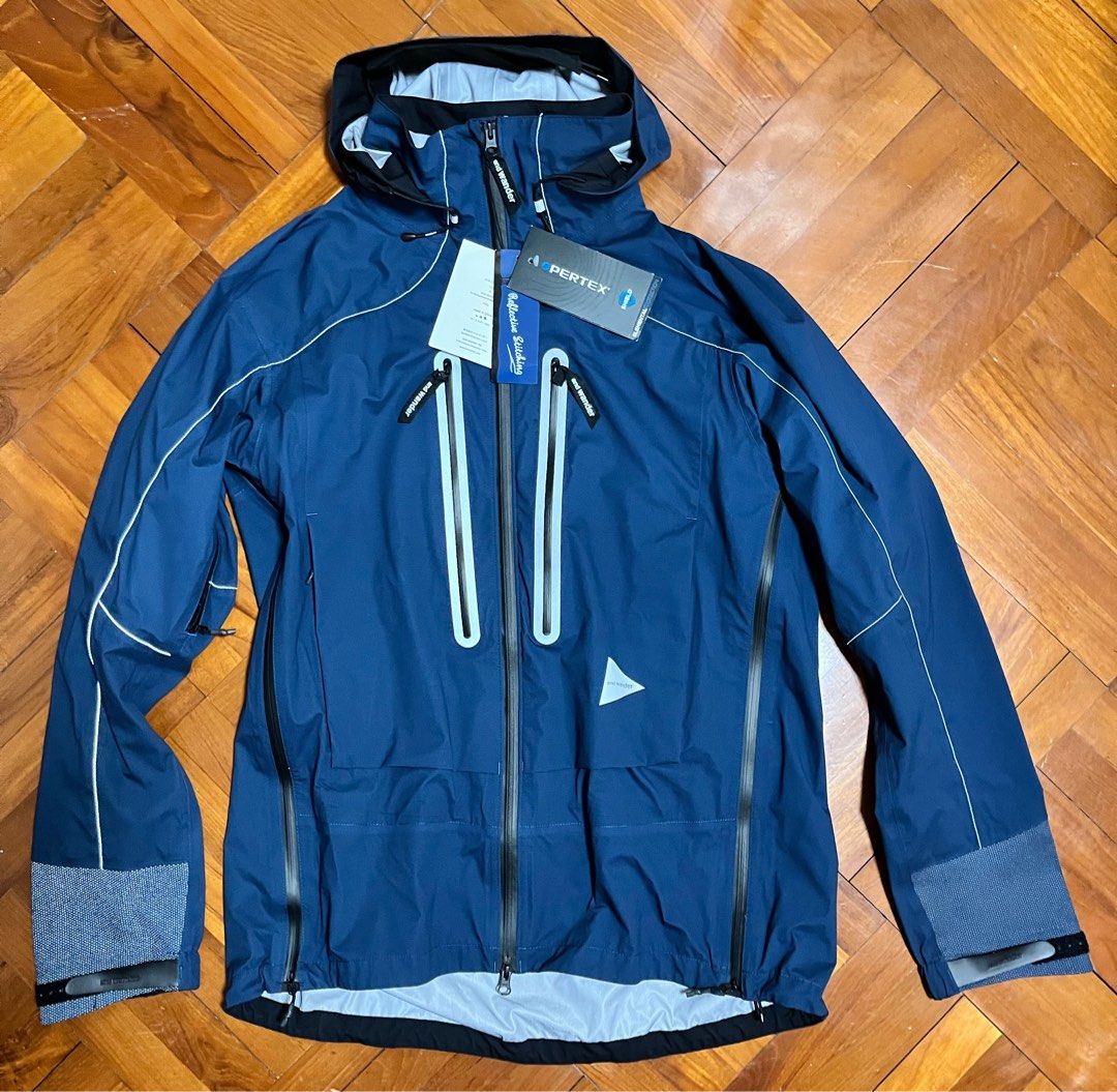 全新And Wander Pertex Shield Rain Jacket sz.5/Navy Blue, 男裝, 外套及戶外衣服-  Carousell