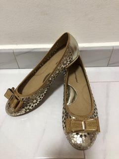 (Category: ) located in . Submitted by thereseller (Listing ID 1205846115, Image 1). Description: .