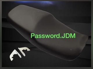 CB400 Seat (Clearance)