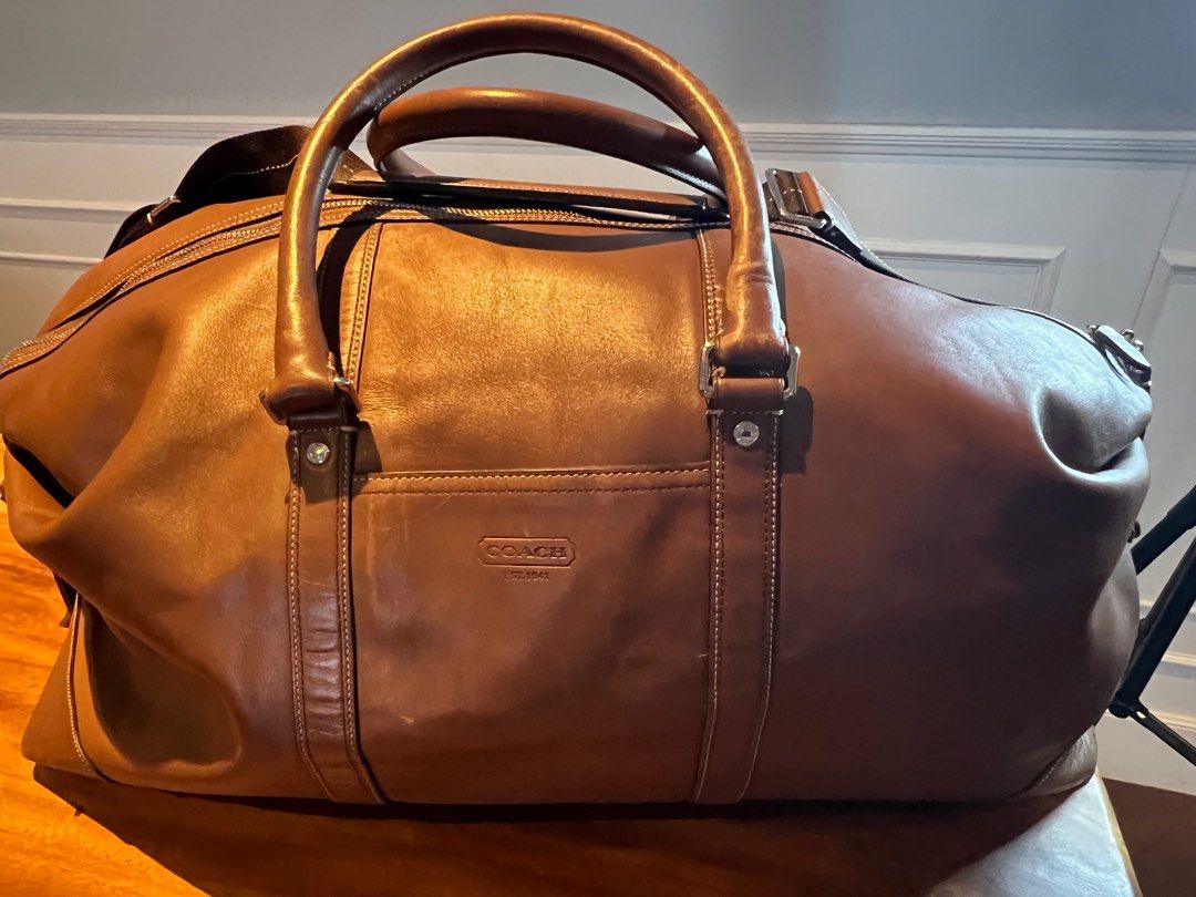 Coach leather weekender deals