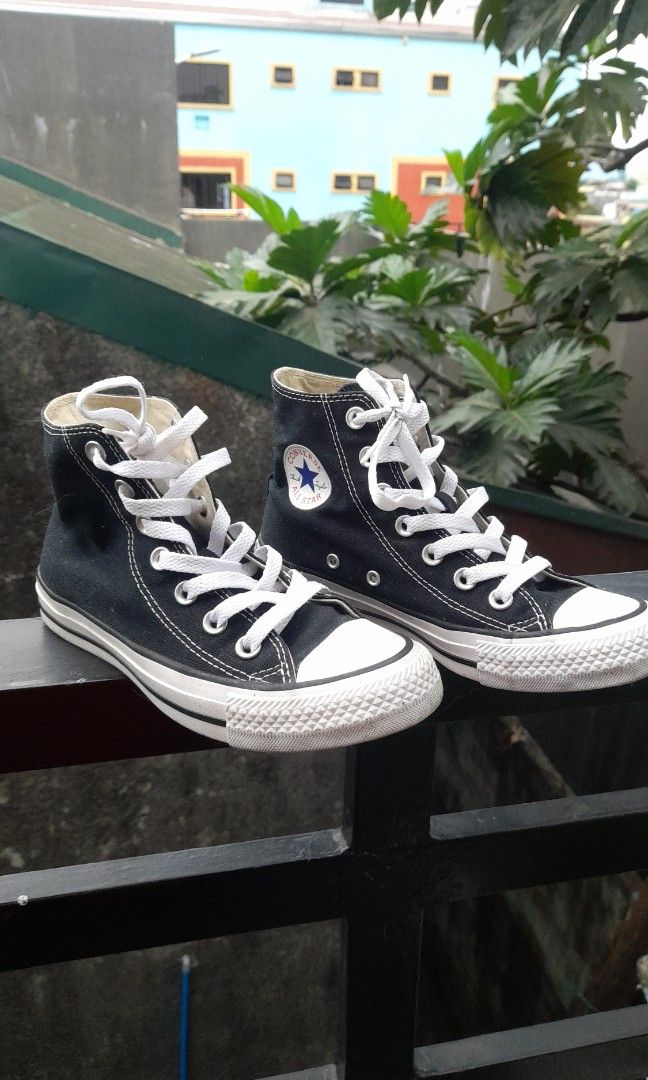 Converse sm clearance north edsa