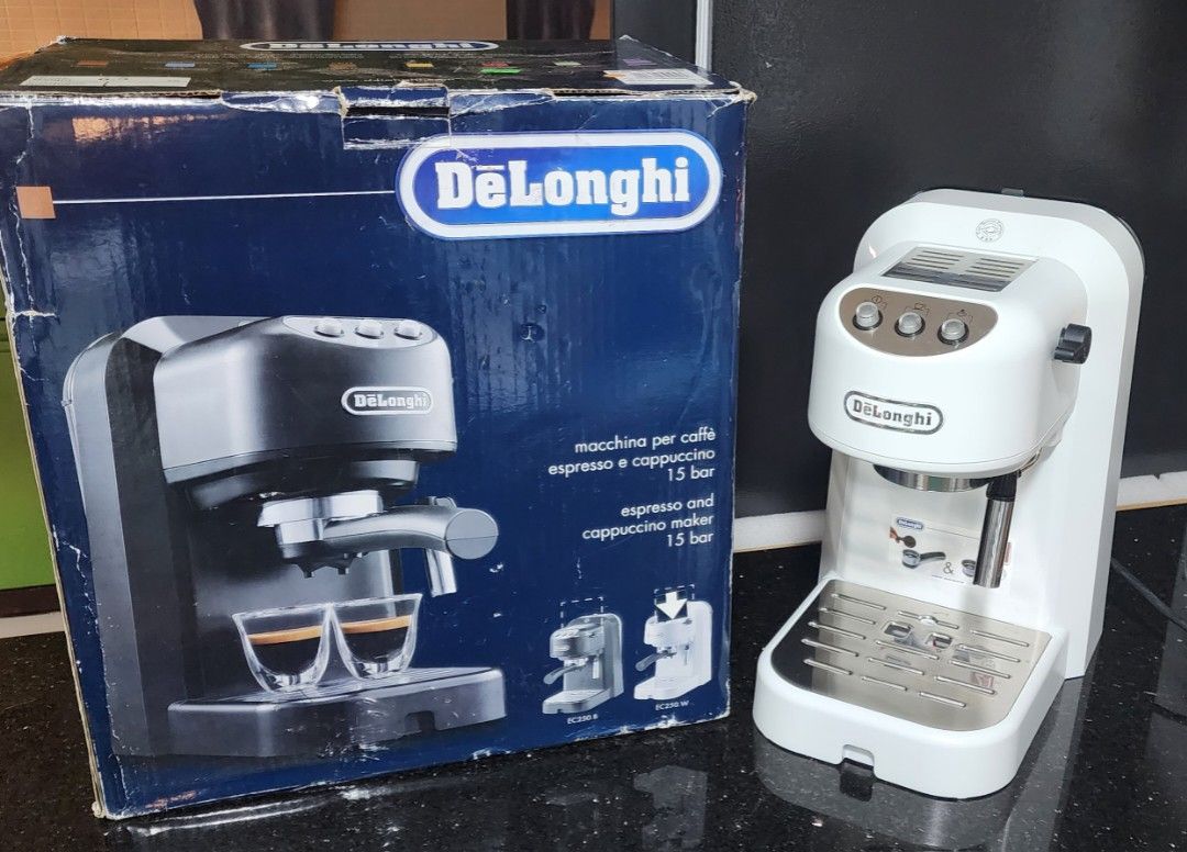 DeLonghi Espresso Machine EC250.W, TV & Home Appliances, Kitchen