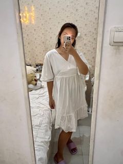 DRESS PUTIH LUCU