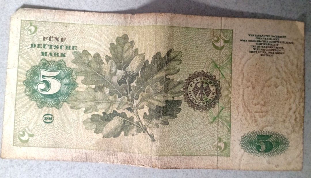 Deutschmark (5 DEM 1980 banknote), Announcements on Carousell