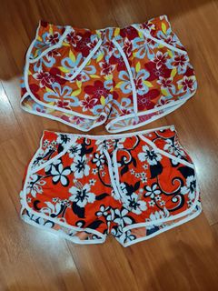 (Category: ) located in . Submitted by closetcraze (Listing ID 1205773209, Image 1). Description: .