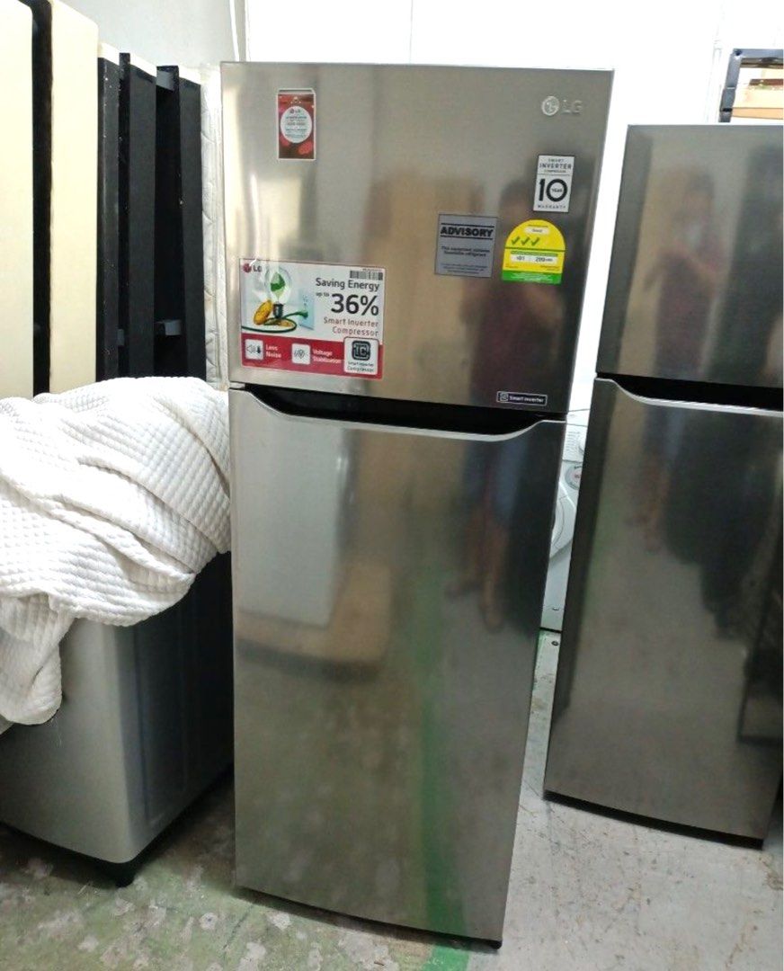 Free delivery fridge 312L refrigerator, TV & Home Appliances, Kitchen