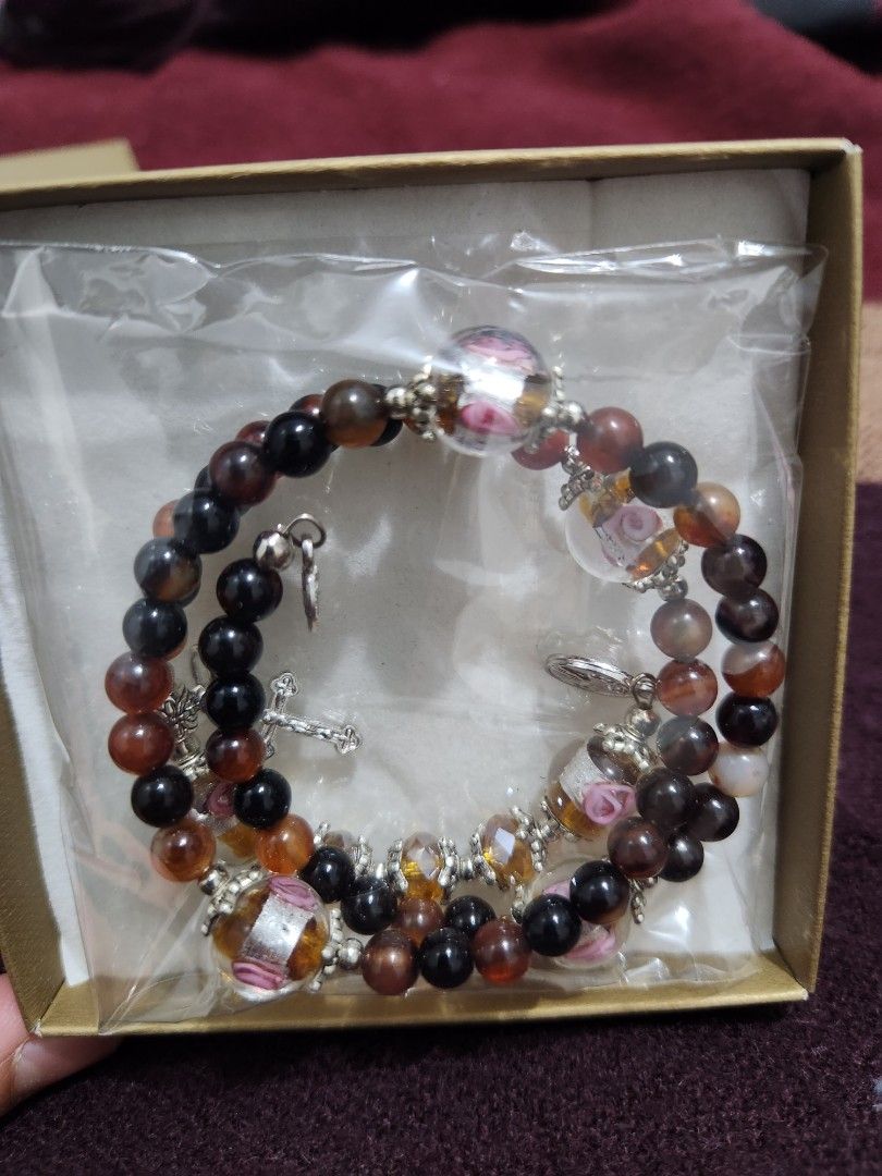 Full Count Rosary Wrap Around Bracelet (Category: Bracelets) located in Makati City. Submitted by deegue (Listing ID 1205849145, Image 1). Description: never used; as seen in picture, complete rosary - open / wrap around bracelet.