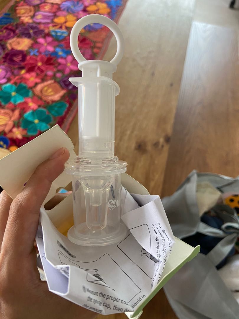 Haakaa oral feeding syringe, Babies & Kids, Nursing & Feeding