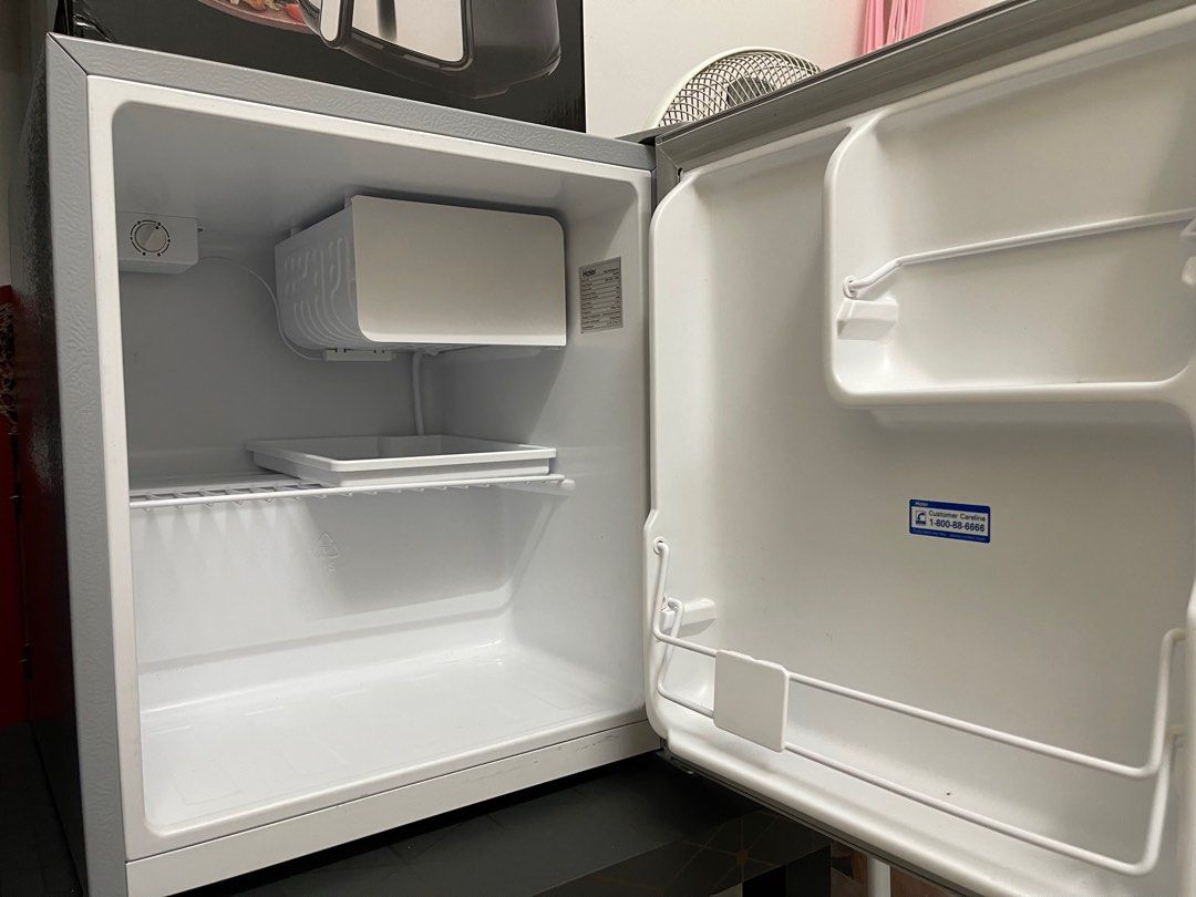 Haier 48L Mini Bar Single Door Refrigerator HR60H, TV & Home