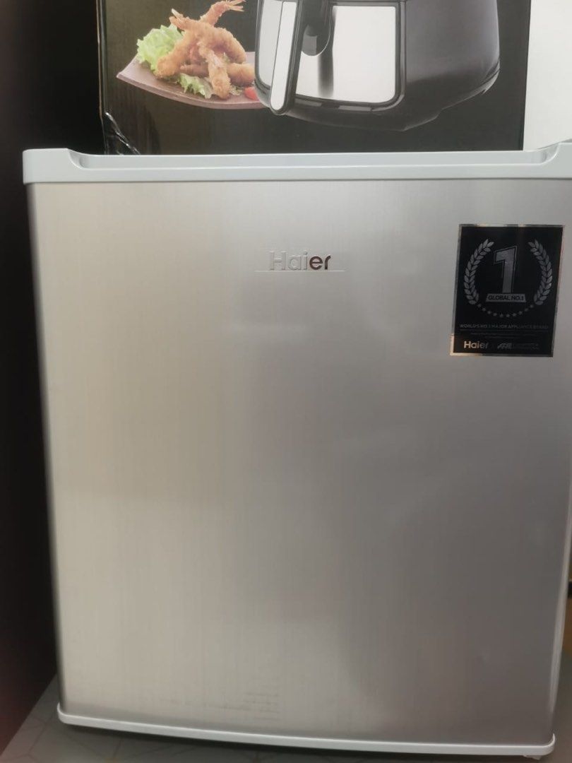 Haier 48L Mini Bar Single Door Refrigerator HR60H, TV & Home