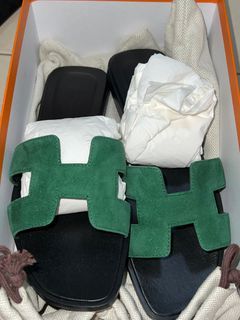 Hermes Oran Sandals green suede