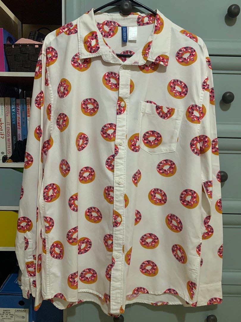 H&m outlet donut shirt