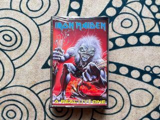 IRON MAIDEN - A Real Live One kaset/tape/cassette