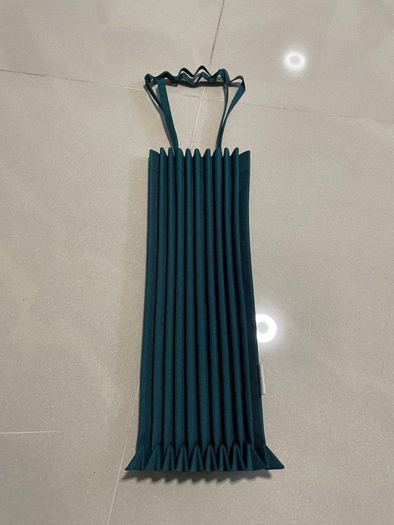 Issey Miyake Me Trunk Pleats Bag