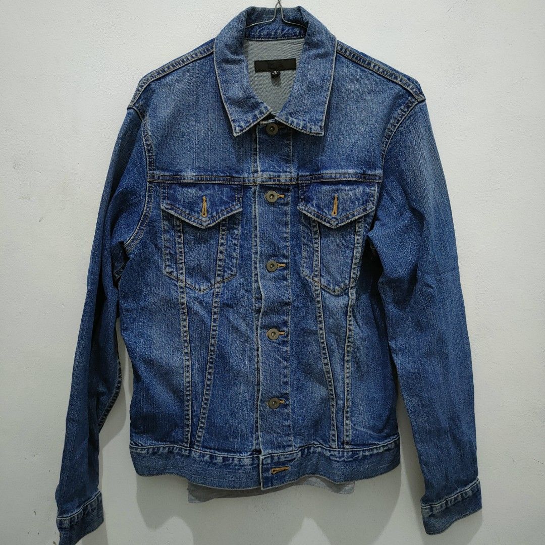 Jaket Levis UNIQLO