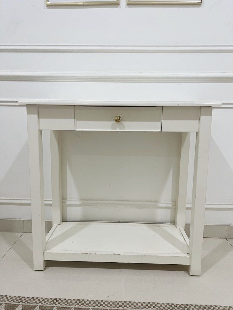 JYSK Console Table Meja konsol, Perabotan Rumah di Carousell