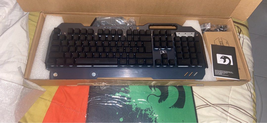 K680 manba snake keyboard RGB RECHARGEABLE WATERPROOF / retail price