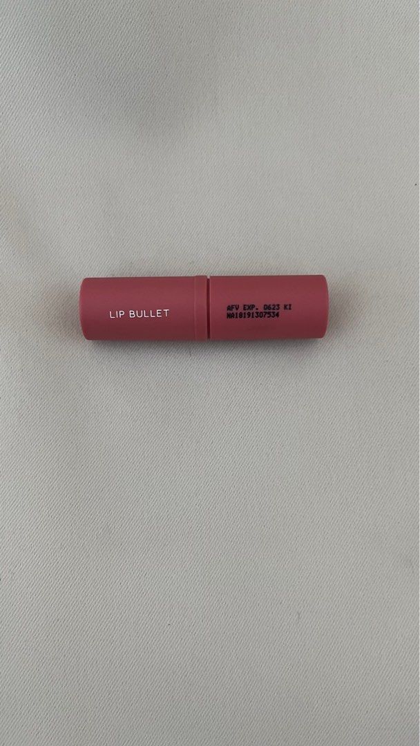 Lip Bullet by Lizzie Parra, Kesehatan & Kecantikan, Rias Wajah di Carousell