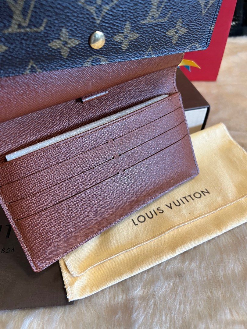 Louis Vuitton international wallet, Luxury, Bags & Wallets on