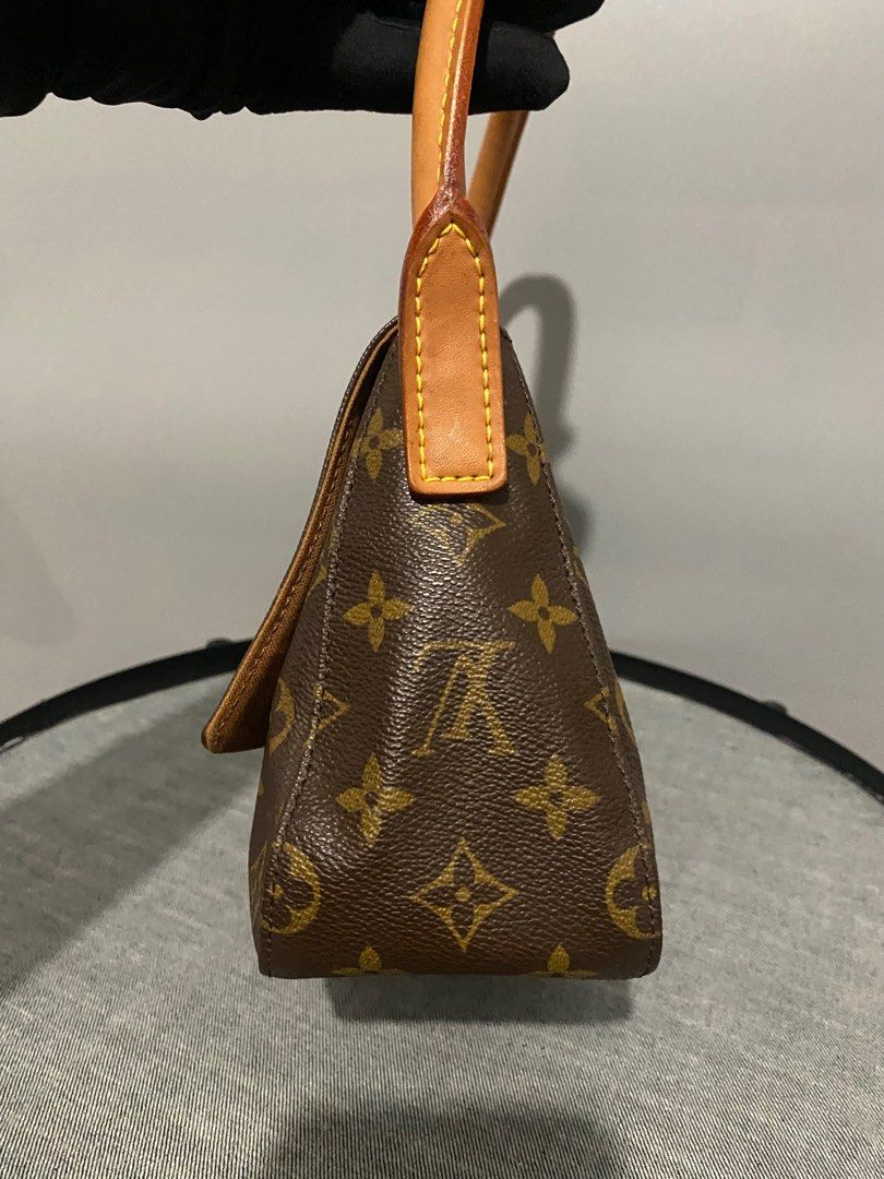 Louis Vuitton LV Vintage Mini Looping Shoulder Bag, Luxury, Bags & Wallets  on Carousell