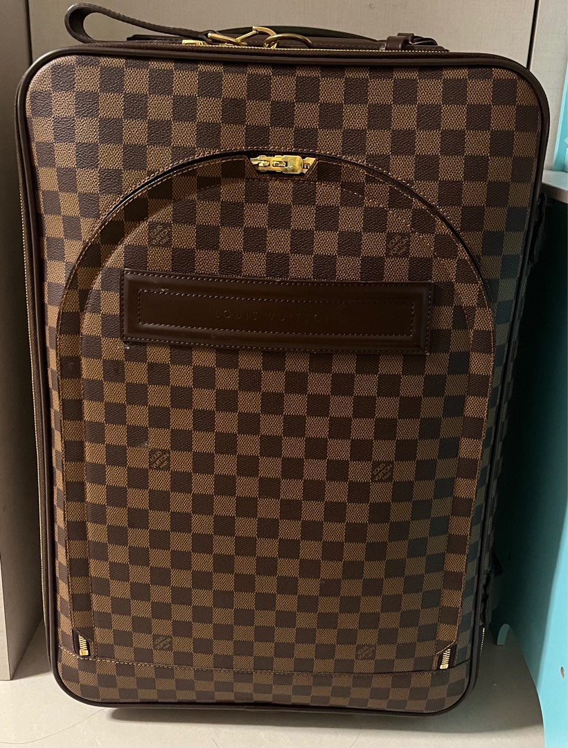 Lightly used> Louis Vuitton Horizon 55 Monogram Eclipse cabin size Luggage,  Hobbies & Toys, Travel, Luggage on Carousell