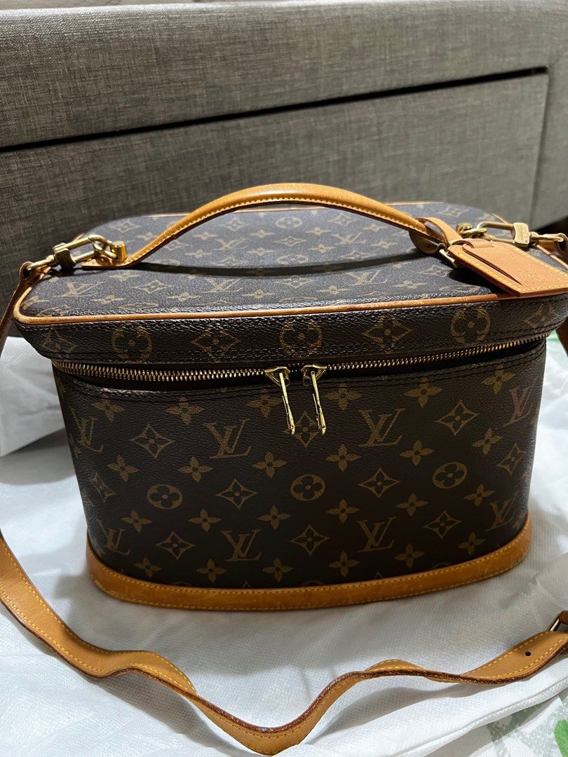 LOUIS VUITTON NICE VANITY BRANDNEW & COMPLETE INCLUSIONS!, Luxury, Bags &  Wallets on Carousell