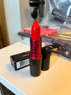 (Category: ) located in . Submitted by mnlbeautyboutique (Listing ID 1205696266, Image 1). Description: .
