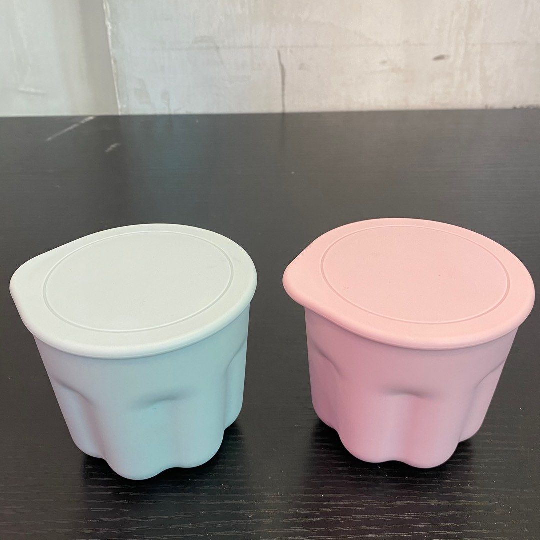 Makeup brush cleaner (Category: Makeup) located in Mandaluyong City. Submitted by gladkingphilippines (Listing ID 1199870308, Image 1). Description: .