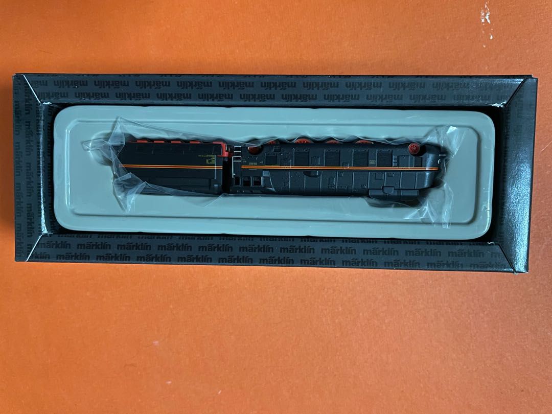 新品　レア　メルクリンZ　DRG 88106 BR05 流線型形蒸気機関車 新品 レア メルクリンZ DRG 88106 BR05 流線型形蒸気機関車 Amazon