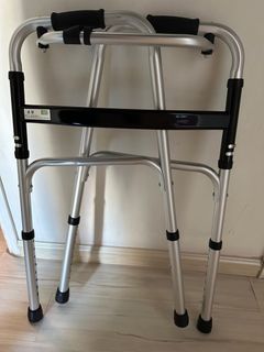（分類：）位於 。 由 smukhi 提交（商品編號 1205721992，圖片 1）。簡介： 。