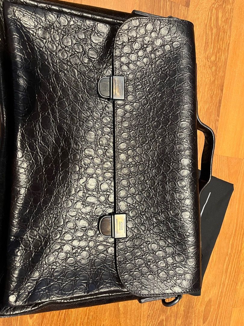 Armani deals collezioni briefcase