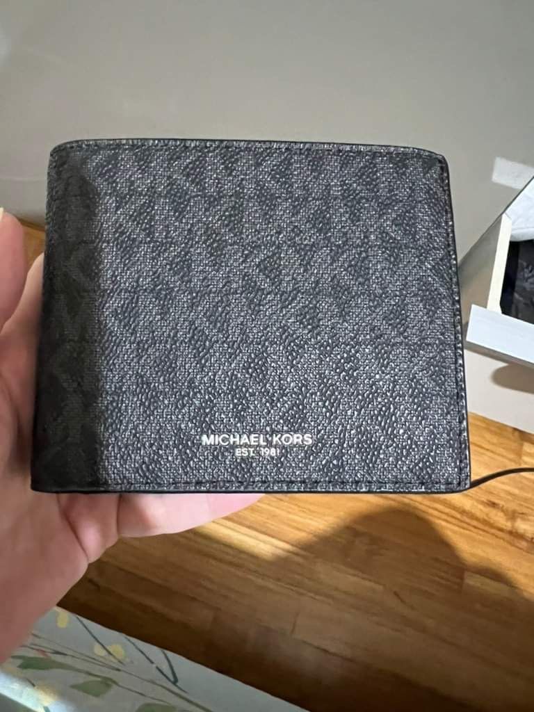 Michael kors hot sale greyson wallet