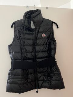 MONCLER light-weight down vest with optional belt | womens | size 2