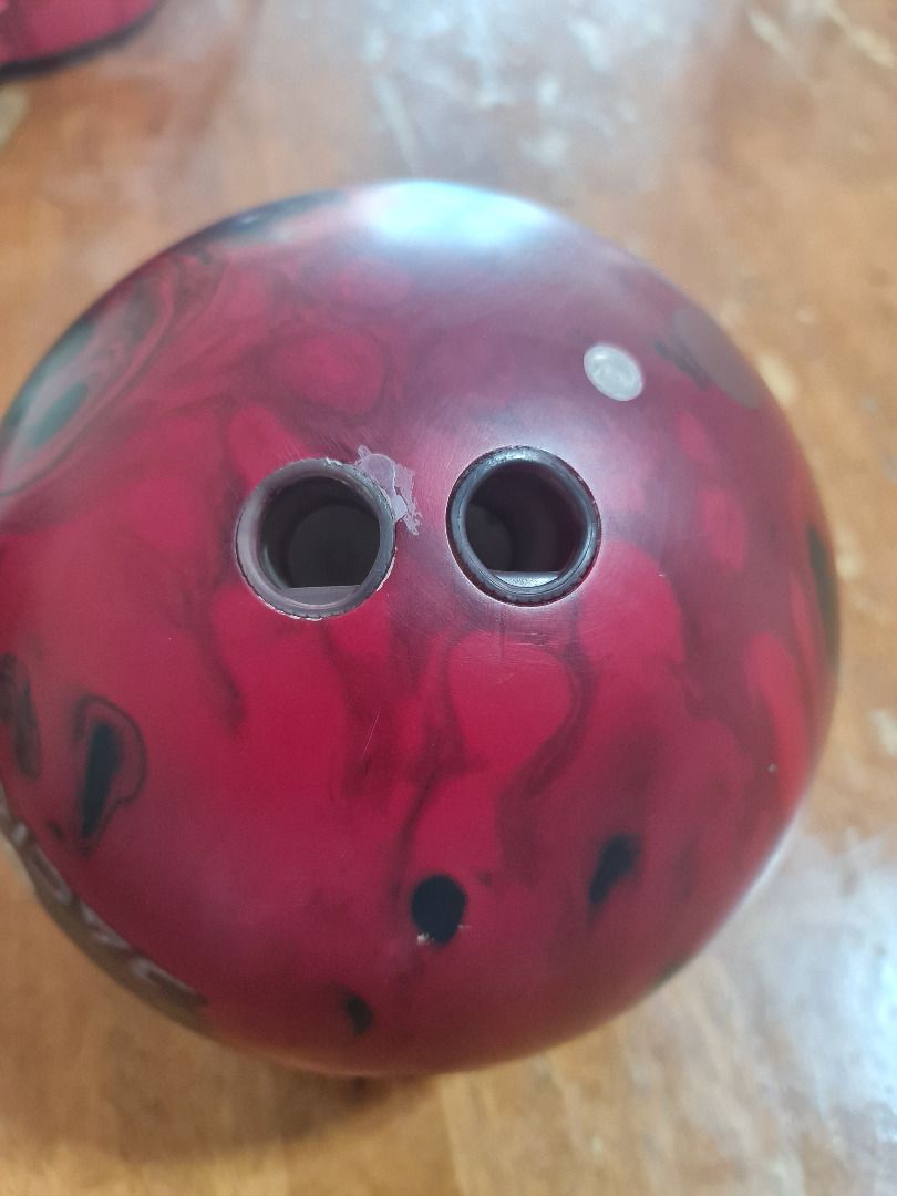 Motiv Jackal Legacy Bowling Ball For Sale, Sports Equipment, Sports