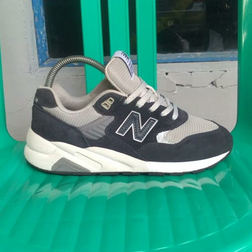 new balance 23
