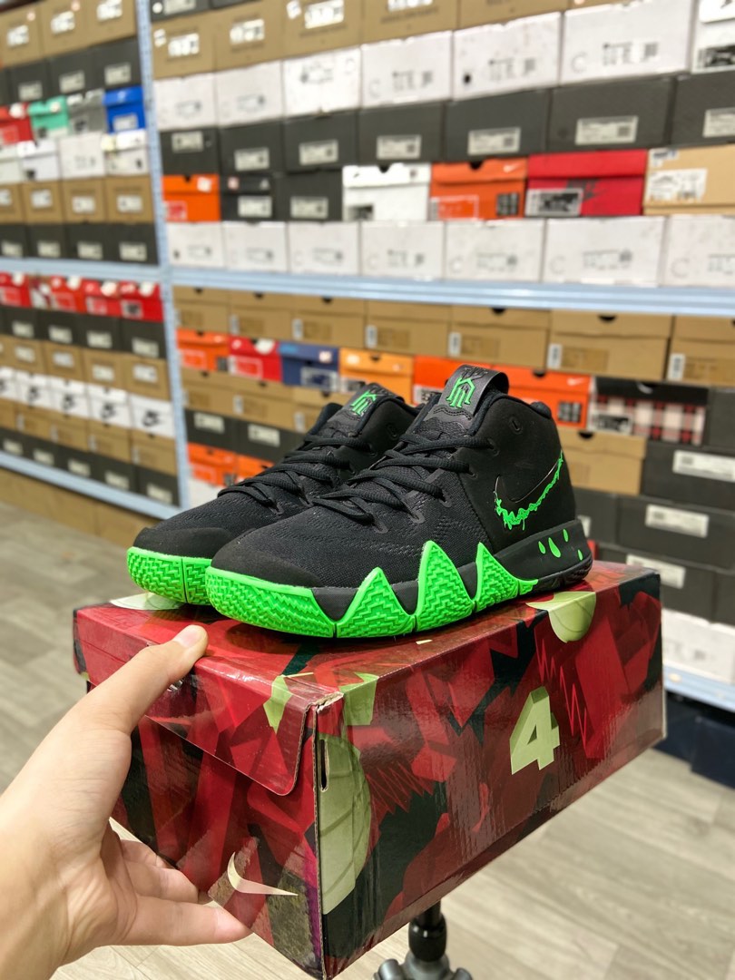 Kyrie 4 halloween online shirt