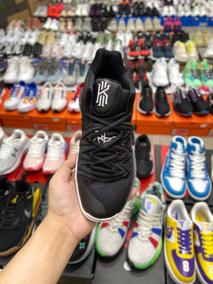 NIKE KYRIE 5 BLACK MAGIC All sizes available Men s Fashion