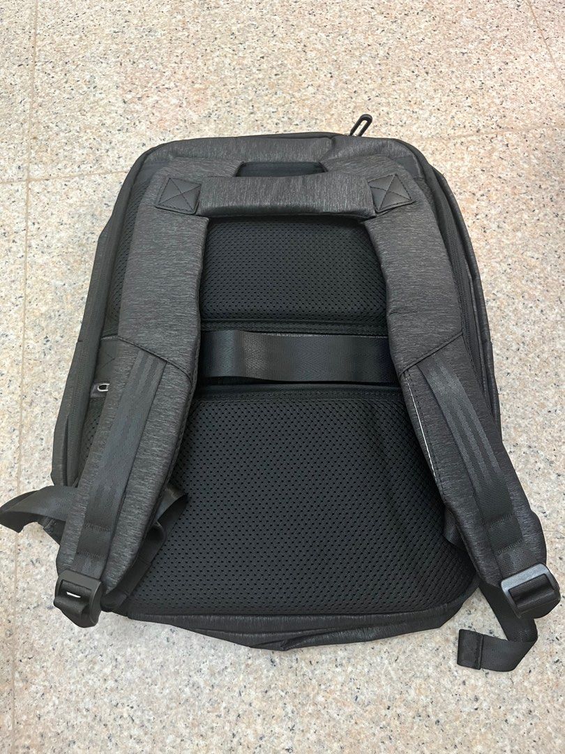 OctaFX backpack / bag (black), Men's Fashion, Bags, Backpacks on Carousell
