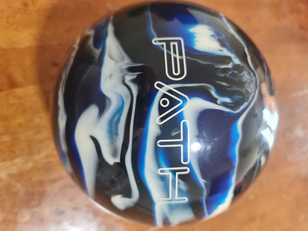 Patch Pyramid Bowling Ball for Sale, Sports Equipment, Sports & Games, Billiards & Bowling on