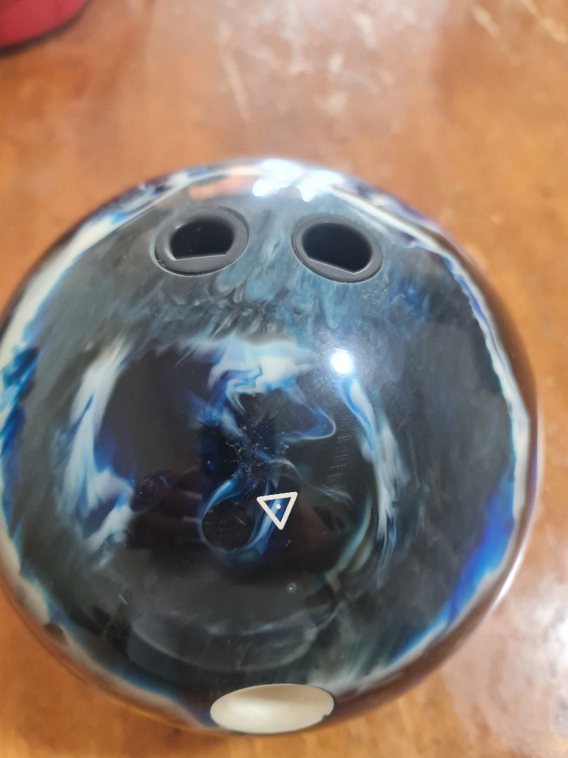 Patch Pyramid Bowling Ball for Sale, Sports Equipment, Sports & Games, Billiards & Bowling on
