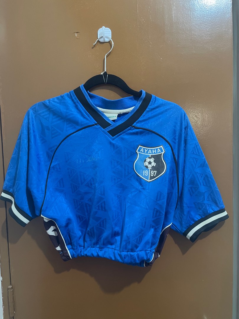 Reworked jersey dryfit crop top, Women's Fashion, Tops, Shirts on