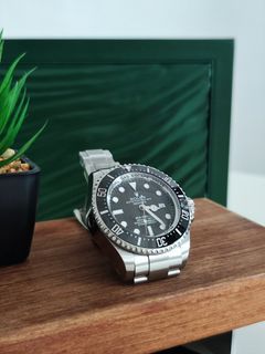 Rolex Deepsea Sea Dweller (116660)