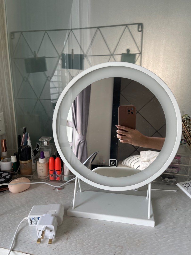 Round mirror with LED lights, Furniture & Home Living, Home Decor
